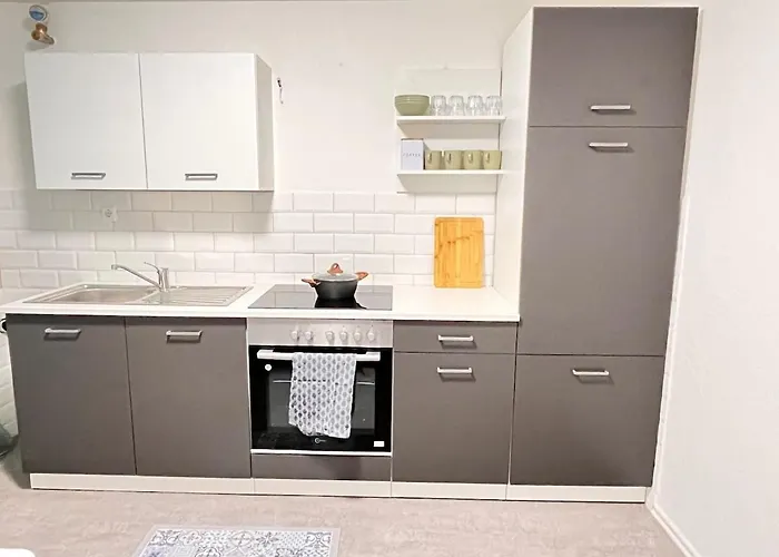 Apartment Modernes Monteurapartment In *